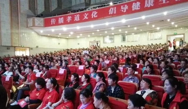 搶抓發展機(jī)遇，搶占戰略高(gāo)地(dì)丨湖(hú)北(běi)荊門(mén)劉總簽約居家(jiā)養老(lǎo)項目！