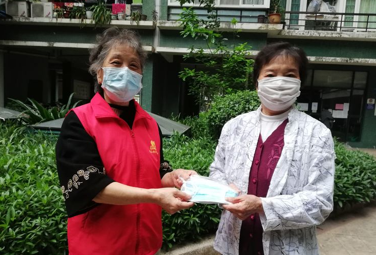 “疫情無情，黃(huáng)石街(jiē)居養送溫情”活動