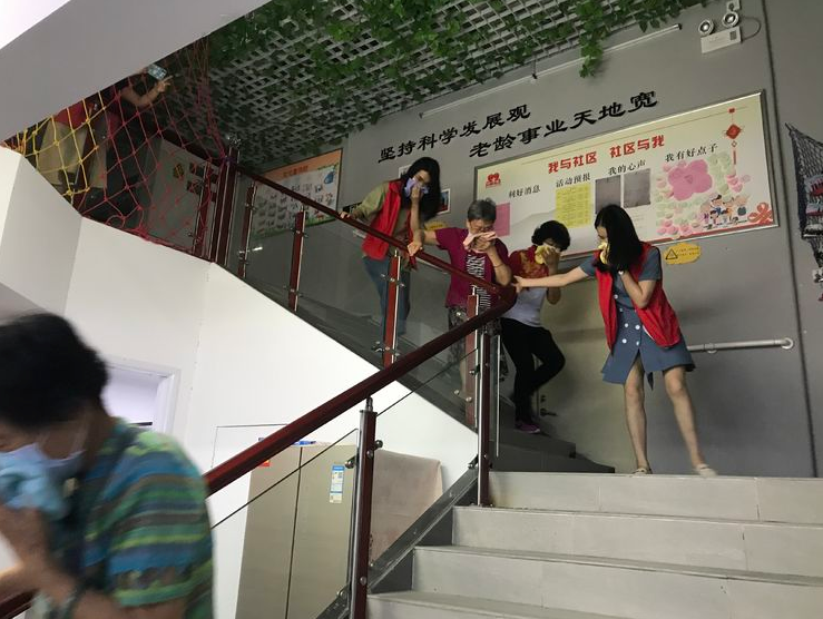 【黃(huáng)石居養】2020年(nián)消防安全知(zhī)識講座和(hé)演練